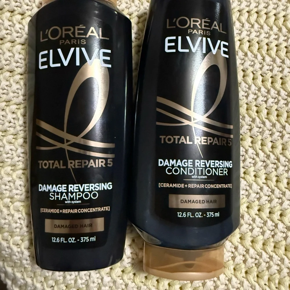 L'Oreal Elvive Total Repair 5 Shampoo and Conditioner - Black and Gold